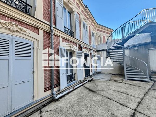 Location Appartement 3 pièces 46.35 m² - 9-11 RUE GEORGES CLEMENCEAU Versailles 78000