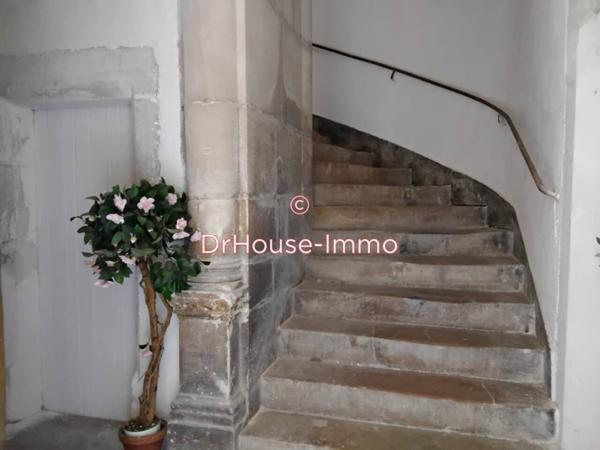 Immeuble à vendre 17 pièces de 420 m²