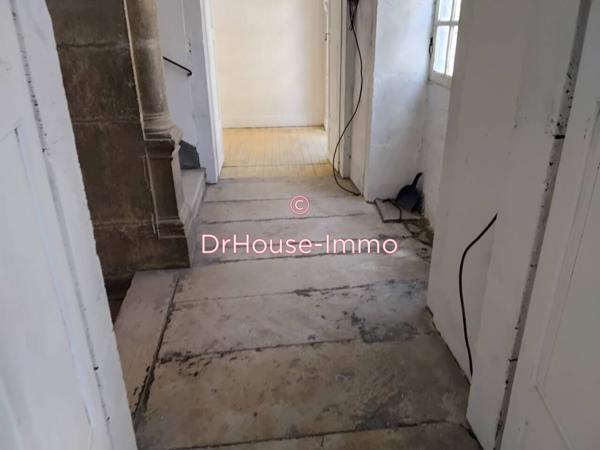 Immeuble à vendre 17 pièces de 420 m²