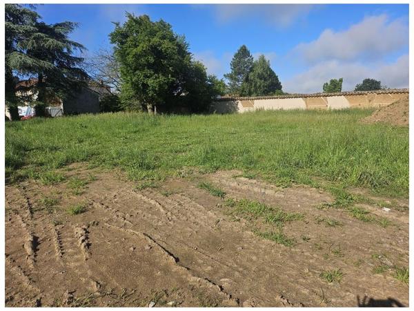 Terrain - MONTROND LES BAINS
