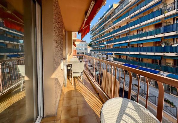 Golfe Juan - A Vendre appartement type 3 pièces 61 m2 - Quartier gare, centre ville & plage