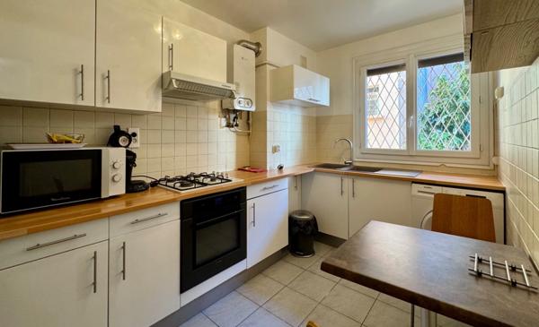 Golfe Juan - A Vendre appartement type 3 pièces 61 m2 - Quartier gare, centre ville & plage