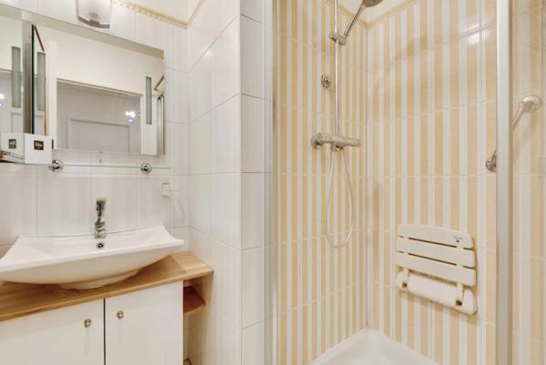 Appartement à vendre 3 pièces avec terrasse PARIS 18EME ARRONDISSEMENT (75)