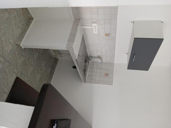 Immeuble à REMIRE-MONTJOLY, 97354 - 158m²