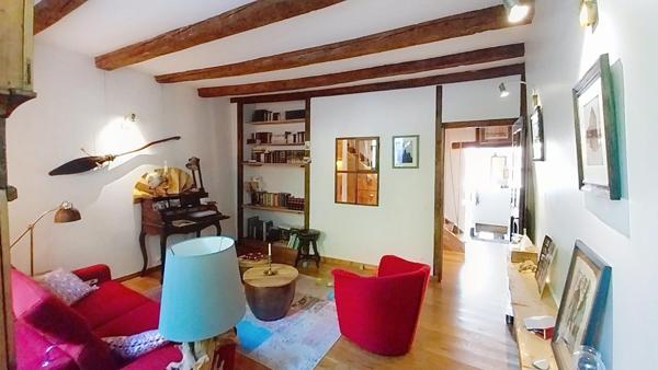 MAGNIFIQUE MAISON EN PLEIN COEUR DU VILLAGE