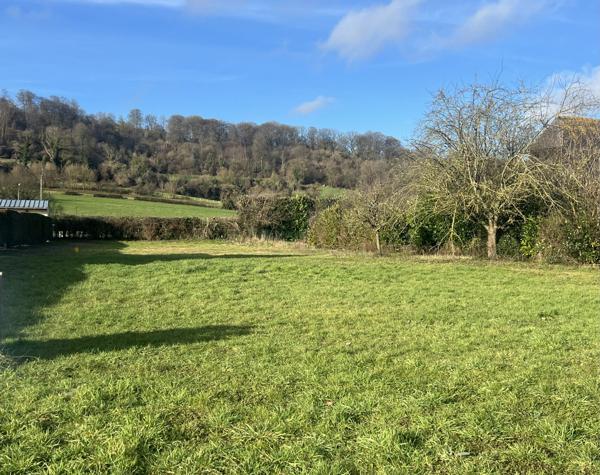 À VENDRE : Parcelle de terrain 1000 m² – Proche commodités