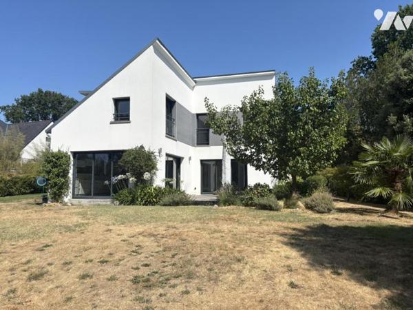 MAISON 5 CHAMBRES 160M²