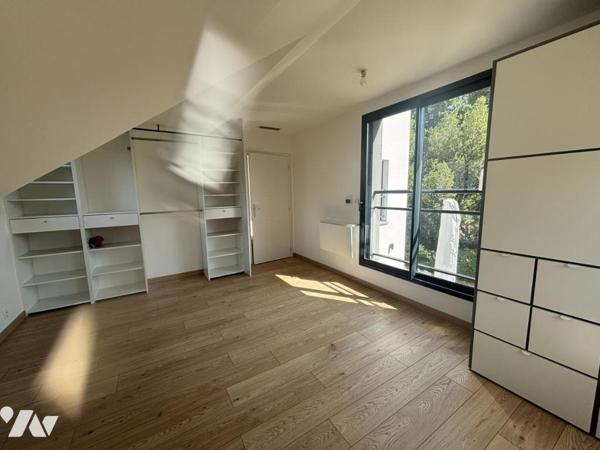 MAISON 5 CHAMBRES 160M²