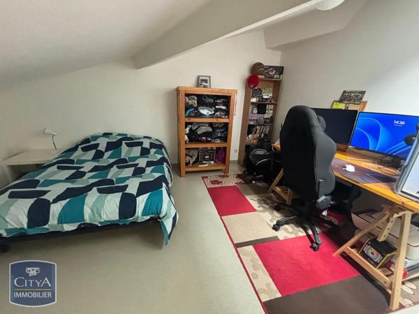 Appartement à louer 2 pièces 39m² Bergerac (24100)