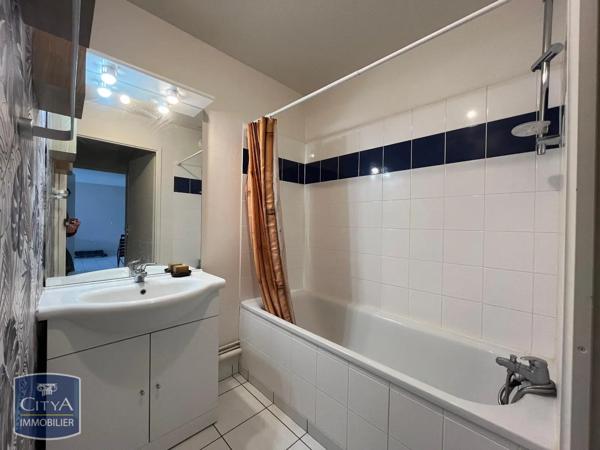Appartement à louer 2 pièces 45.45m² Dieppe (76200)