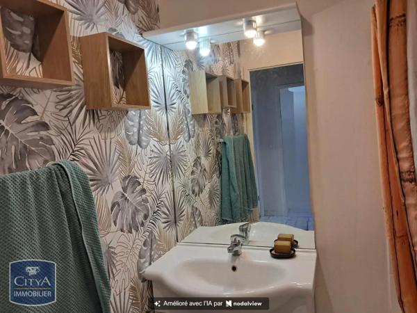 Appartement à louer 2 pièces 45.45m² Dieppe (76200)