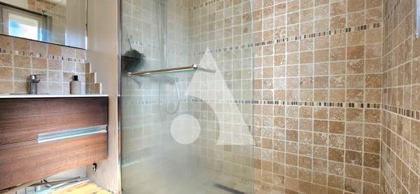 Maison 10 pièces 192 m2