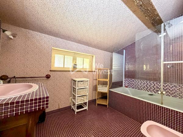 Maison ancienne de caractère – 229 m² – Vue montagnes – 7 chambres