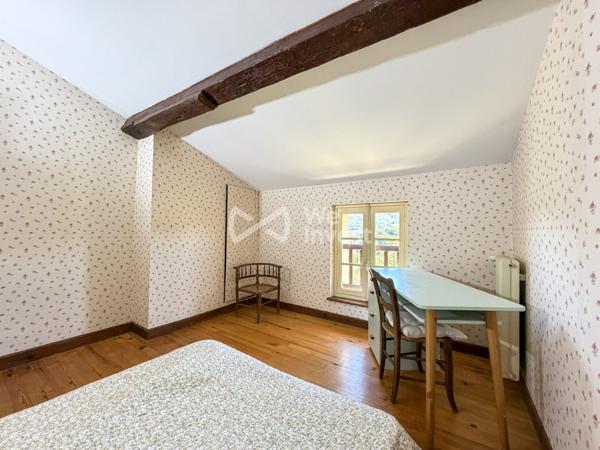 Maison ancienne de caractère – 229 m² – Vue montagnes – 7 chambres