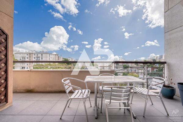 Appartement Rueil Malmaison 5 pièce(s) 132 m2 €790 000 ** - Référence 19464