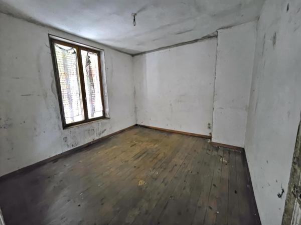 HIRSON (02) - 🏡 Vente maison individuelle avec terrain de plus de 8 ares 🍀