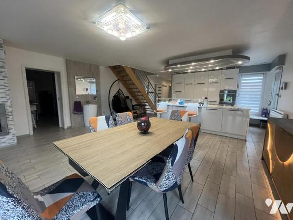 MAISON INDIVIDUELLE CONTEMPORAINE AU CALME