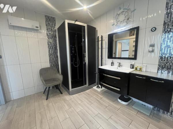 MAISON INDIVIDUELLE CONTEMPORAINE AU CALME