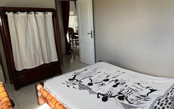 Maison à vendre    6 pièces •  Saint-François