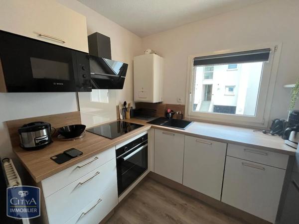 Appartement à louer 3 pièces 61.27m² Poitiers (86000)