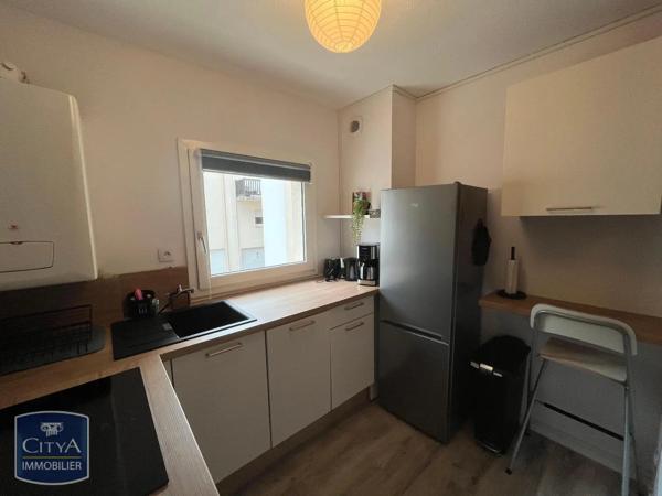 Appartement à louer 3 pièces 61.27m² Poitiers (86000)