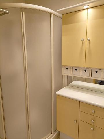 Location                                                      Appartement
                        
                     5 pièces                      124 m2                     à Saint-Sébastien-sur-Loire