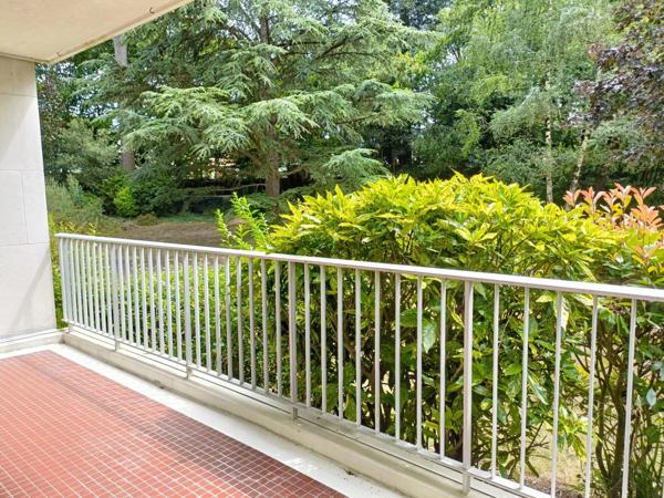 Location                                                      Appartement
                        
                     5 pièces                      124 m2                     à Saint-Sébastien-sur-Loire