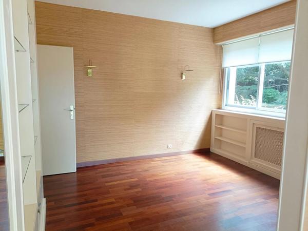 Location                                                      Appartement
                        
                     5 pièces                      124 m2                     à Saint-Sébastien-sur-Loire