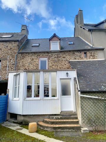 Châteauneuf-d'Ille-et-Vilaine (35430) Maison de ville Châteauneuf d'Ille et Vilaine