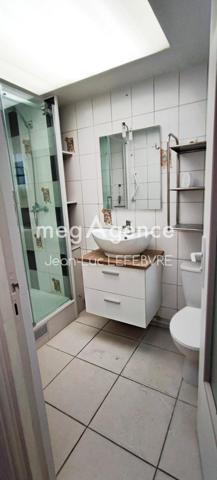 Maison à ROUBAIX, 59100 - 5 pièces 85m²