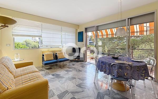 Appartement à vendre    2 pièces • 49,34 m2 Juan-les-Pins - Antibes