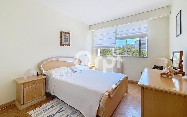 Appartement à vendre    2 pièces • 49,34 m2 Juan-les-Pins - Antibes