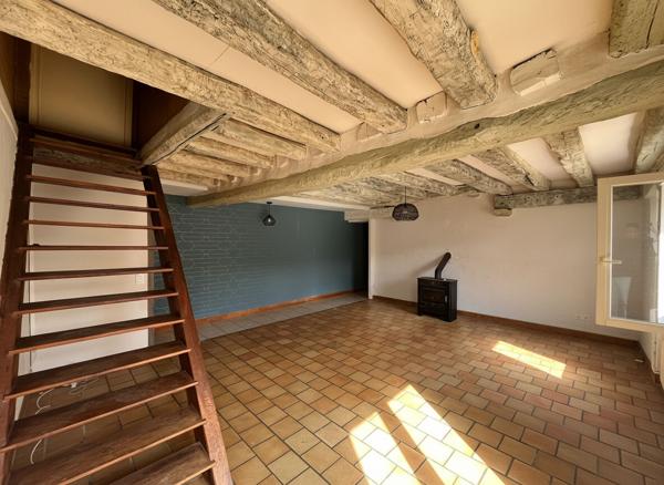 Maison ancienne avec du potentiel !