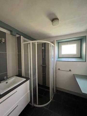 Maison ancienne avec du potentiel !