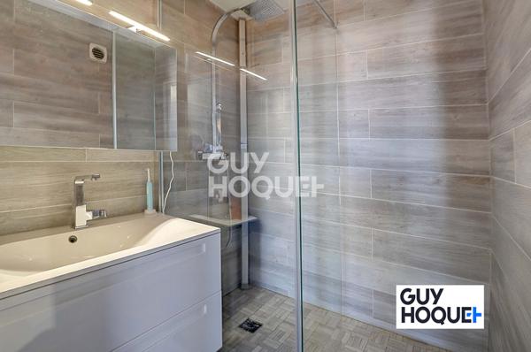 A vendre : Appartement T4 lumineux de 79 m² Quartier Léon Blum, Villeurbanne