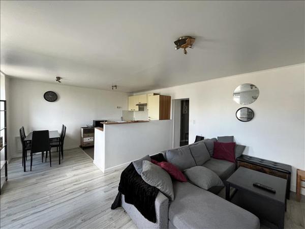 Appartement à louer 651 € CC BREST 2 p 49 m² DPE D
