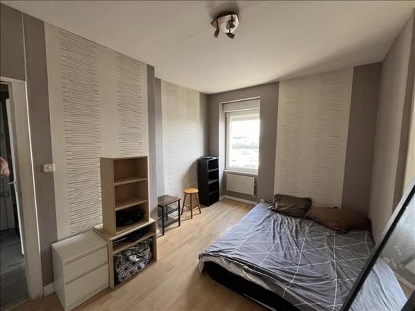 Appartement à louer 651 € CC BREST 2 p 49 m² DPE D