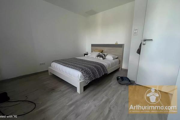 Location                                                      Maison
                        
                     4 pièces                      91 m2                     à Saint-Germain-du-Teil