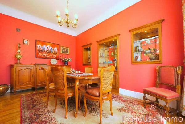 Maison à vendre 9 pièces de 237 m²