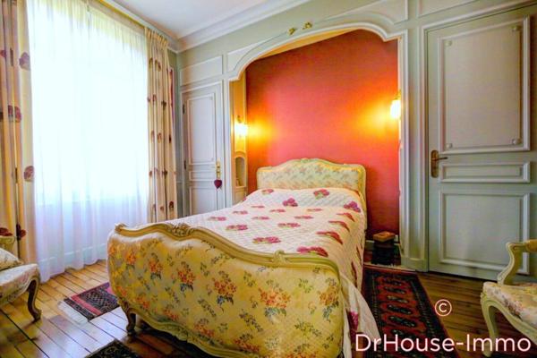 Maison à vendre 9 pièces de 237 m²