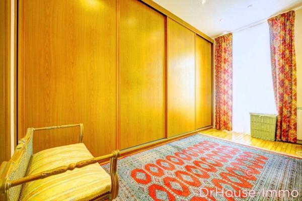 Maison à vendre 9 pièces de 237 m²