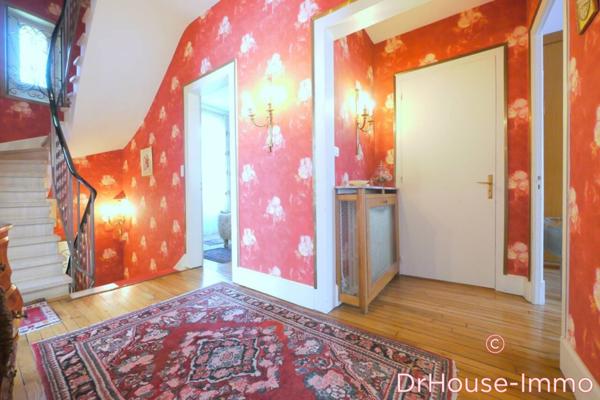 Maison à vendre 9 pièces de 237 m²