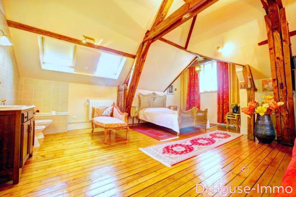 Maison à vendre 9 pièces de 237 m²