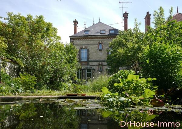 Maison à vendre 9 pièces de 237 m²