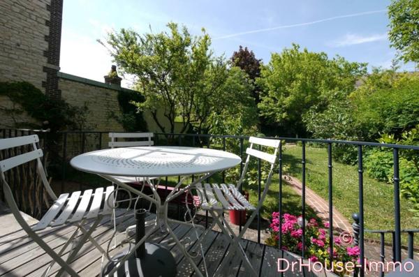 Maison à vendre 9 pièces de 237 m²