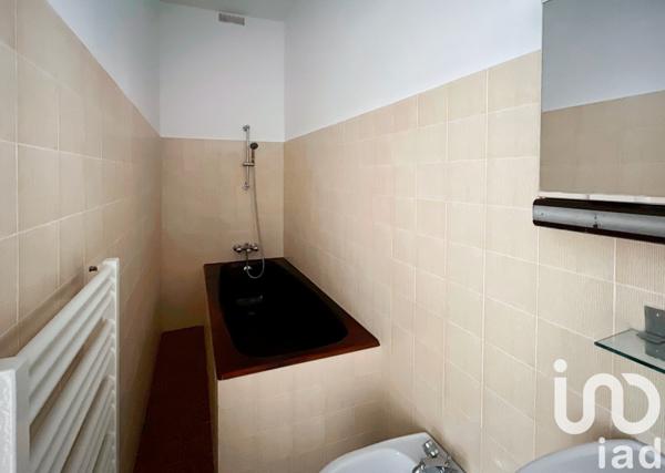 Appartement 2 pièces de 45 m² à Paris (75011)