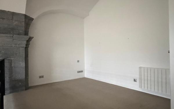 Appartement à louer    2 pièces •  Valenciennes