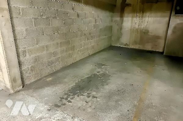 Place de parking avec possibilité de box - Rue Philippe de Girard, Paris 18e