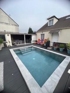 PAVILLON INDIVIDUEL DE PLAIN PIED 2 CHAMBRES AU REZ DE CHAUSSEE.