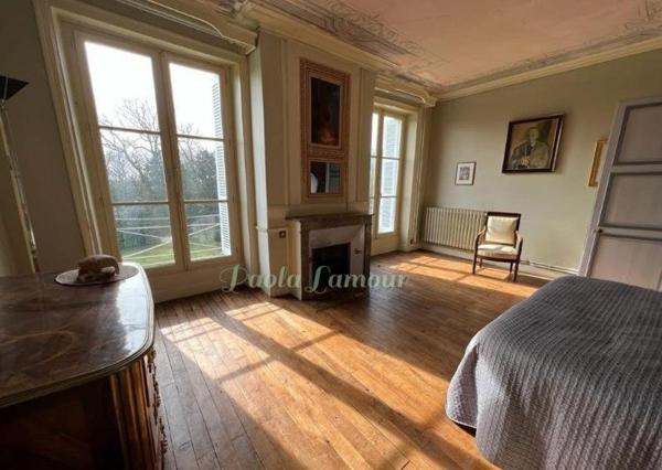 Superbe Château du début du XIXème à 3h30 de PARIS